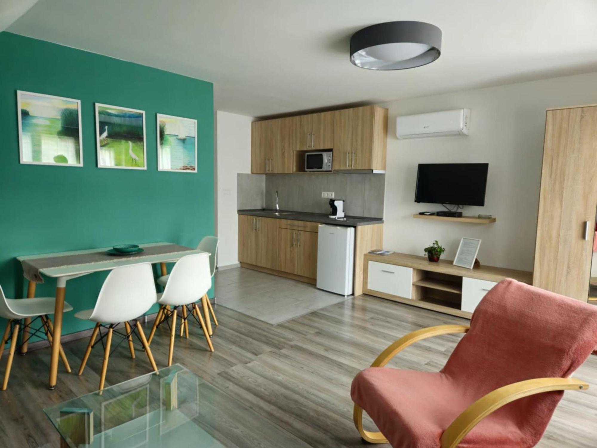 Hévíz Eva Apartman מראה חיצוני תמונה
